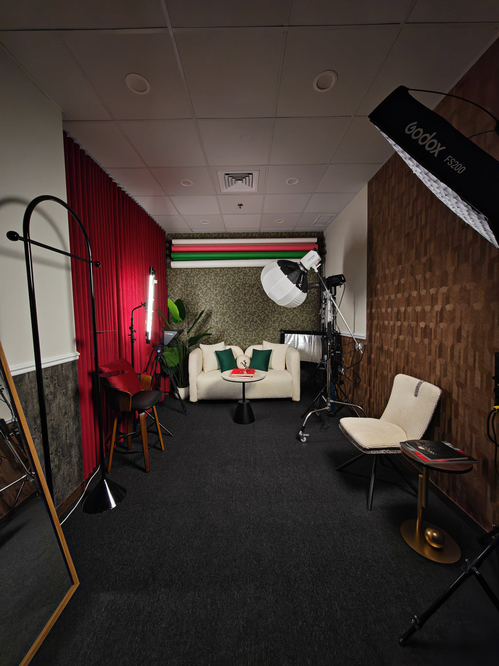 STUDIO SPACE
